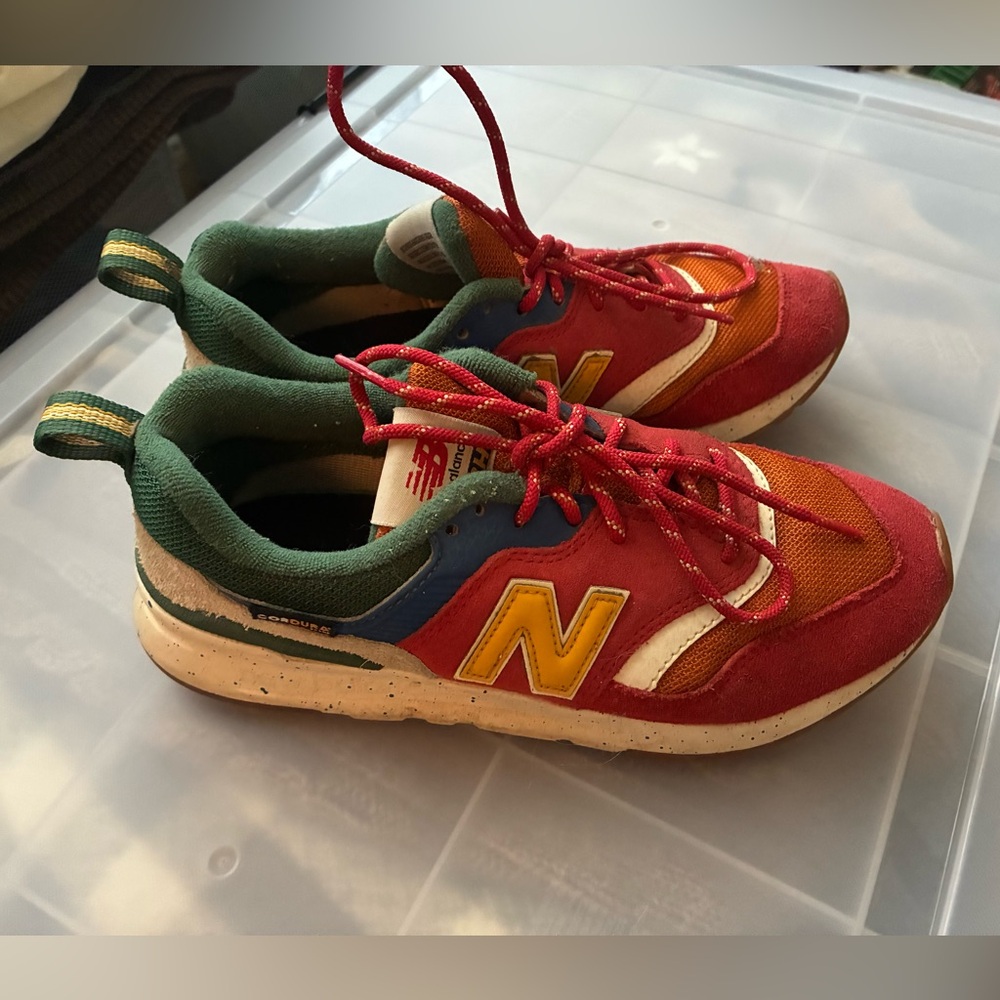 New Balance| 997H | Size 7.5